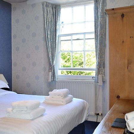 Sonata Guest House (Adults Only) Kendal Bagian luar foto