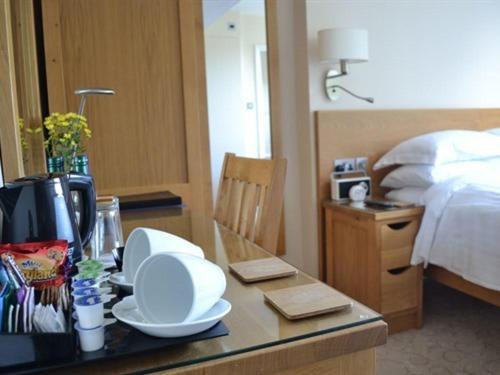 Sonata Guest House (Adults Only) Kendal Bagian luar foto