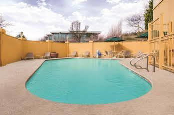 Sonata Guest House (Adults Only) Kendal Bagian luar foto