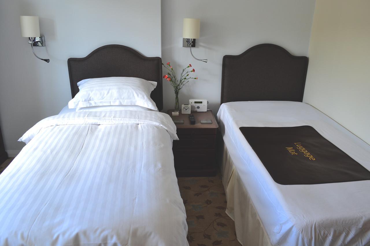 Sonata Guest House (Adults Only) Kendal Bagian luar foto